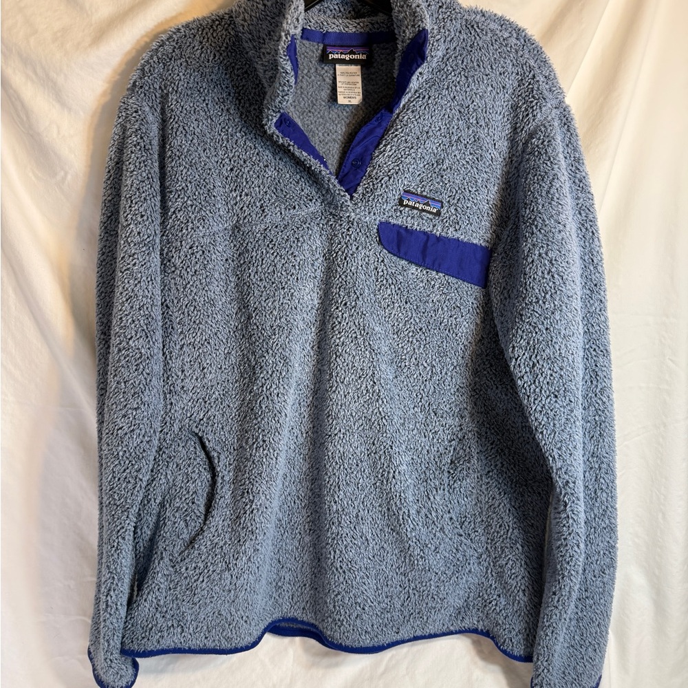 Patagonia Light Gray Sherpa Pullover with Purple Trim
